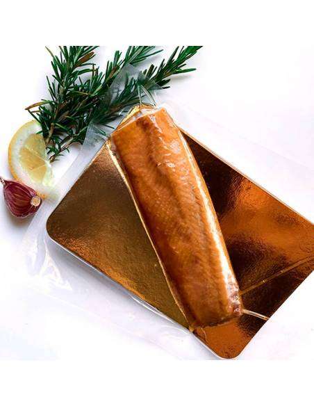 Heißgeräuchertes Störfilet