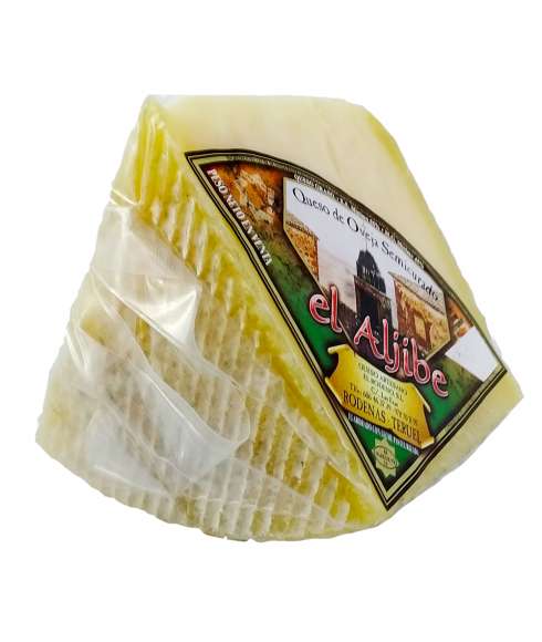 Spicchio di formaggio semistagionato