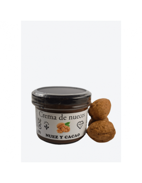 Nut cream with cocoa