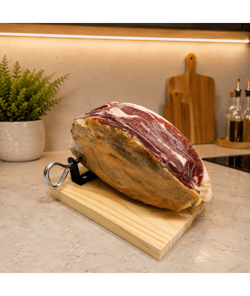Piece of Serrano ham + Mini Ham Holder