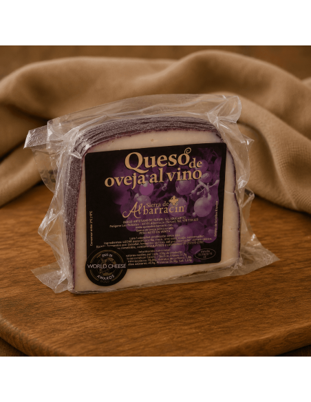Formaggio di pecora al vino