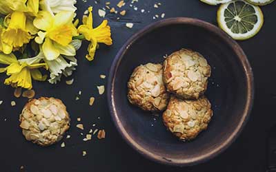 almond cookies in a bowl